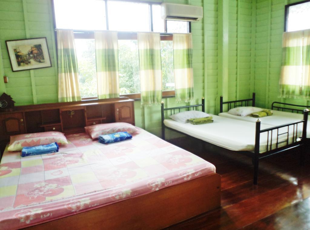 Nr Homestay Amphawa Quarto foto