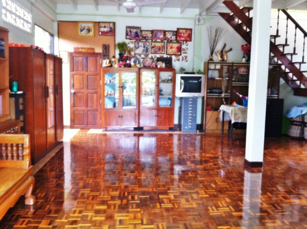 Nr Homestay Amphawa Quarto foto